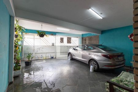Casa à venda com 114m², 4 quartos e 2 vagas Casa à venda com 114m², 4 quartos e 2 vagasGaragem