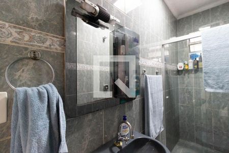 Casa à venda com 114m², 4 quartos e 2 vagas Casa à venda com 114m², 4 quartos e 2 vagasBanheiro