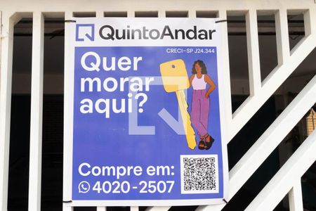 Casa à venda com 114m², 4 quartos e 2 vagas Casa à venda com 114m², 4 quartos e 2 vagasPlaca