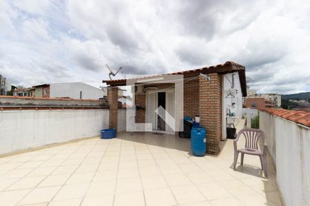 Casa à venda com 114m², 4 quartos e 2 vagas Casa à venda com 114m², 4 quartos e 2 vagasVaranda Suíte 3