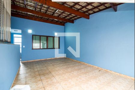 Casa para alugar com 150m², 3 quartos e 1 vaga Casa para alugar com 150m², 3 quartos e 1 vagaGaragem
