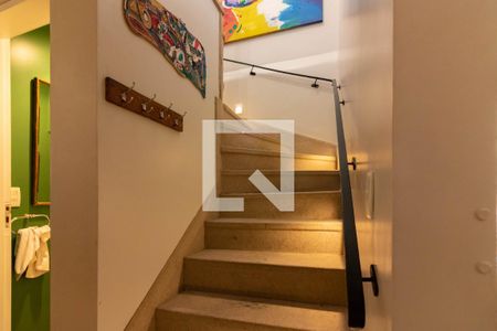 Escada de casa para alugar com 3 quartos, 150m² em Brooklin Paulista, São Paulo