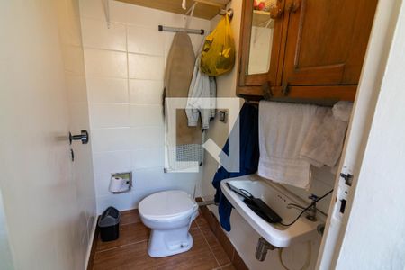 Casa para alugar com 150m², 3 quartos e 1 vaga Casa para alugar com 150m², 3 quartos e 1 vagaBanheiro de Serviço