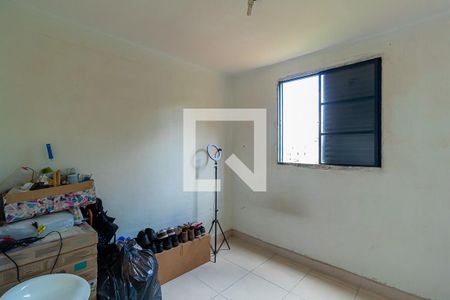 Quarto 1 de apartamento para alugar com 2 quartos, 2m² em Parque Dourado, Ferraz de Vasconcelos