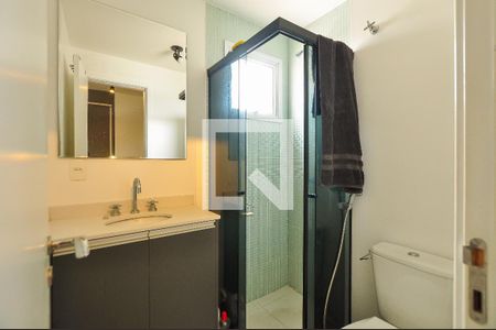 Banheiro de apartamento para alugar com 1 quarto, 33m² em Cerqueira César, São Paulo