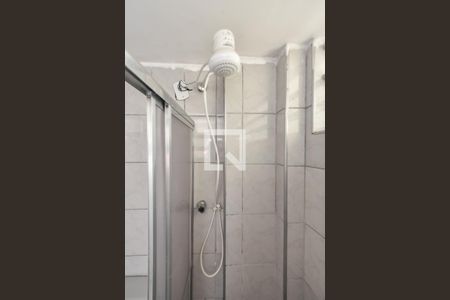 Banheiro de kitnet/studio para alugar com 1 quarto, 40m² em Bela Vista, São Paulo