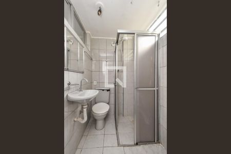 Banheiro de kitnet/studio para alugar com 1 quarto, 40m² em Bela Vista, São Paulo