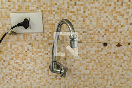 Casa à venda com 280m², 4 quartos e 2 vagasCozinha da Edícula - Torneira