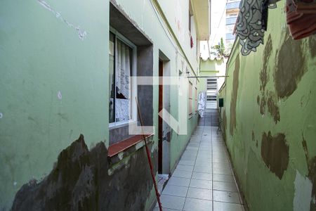 Casa à venda com 280m², 4 quartos e 2 vagasCorredor
