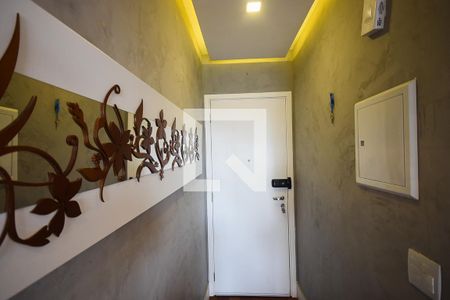 Hall de entrada de apartamento à venda com 2 quartos, 66m² em Vila Andrade, São Paulo