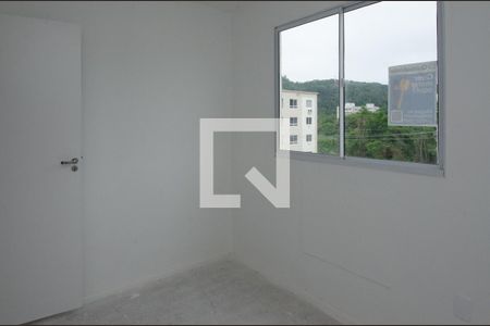 Quarto de apartamento para alugar com 2 quartos, 42m² em Vargem Pequena, Rio de Janeiro