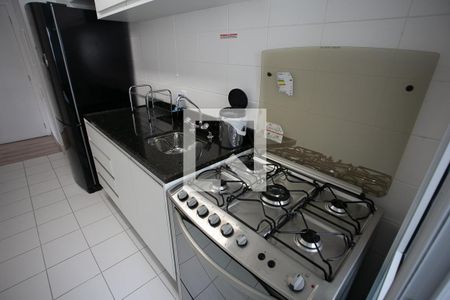 Cozinha de apartamento para alugar com 2 quartos, 133m² em Jardim Leonor, São Paulo