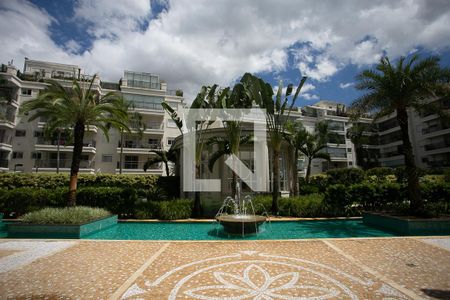 Fachada de apartamento para alugar com 2 quartos, 133m² em Jardim Leonor, São Paulo