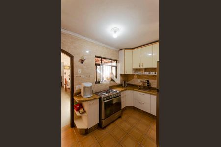 Casa à venda com 300m², 5 quartos e 2 vagas Casa à venda com 300m², 5 quartos e 2 vagasCozinha