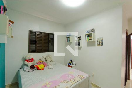 Casa à venda com 300m², 5 quartos e 2 vagas Casa à venda com 300m², 5 quartos e 2 vagasSuíte 3