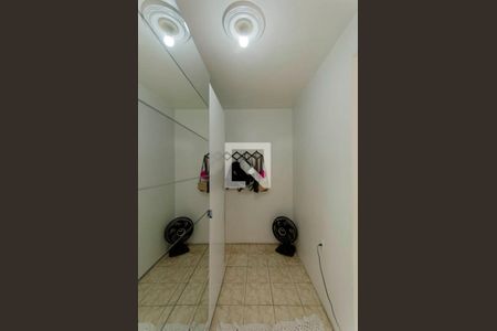 Casa à venda com 300m², 5 quartos e 2 vagas Casa à venda com 300m², 5 quartos e 2 vagasSuíte 3