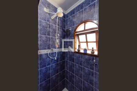 Casa à venda com 300m², 5 quartos e 2 vagas Casa à venda com 300m², 5 quartos e 2 vagasBanheiro