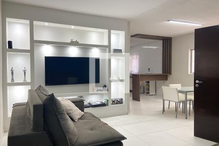 Sala de casa à venda com 2 quartos, 219m² em Veloso, Osasco