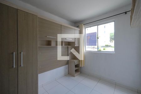 Quarto 2 de apartamento para alugar com 2 quartos, 40m² em Tatuquara, Curitiba