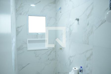 Casa de condomínio para alugar com 55m², 2 quartos e 2 vagasBanheiro