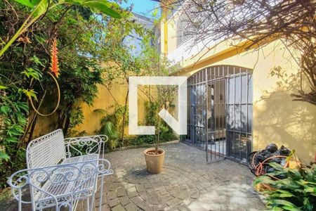 Casa à venda com 300m², 3 quartos e 2 vagas