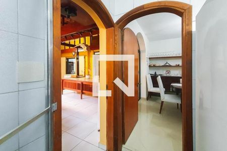 Casa à venda com 300m², 3 quartos e 2 vagas