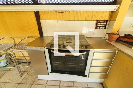 Casa à venda com 300m², 3 quartos e 2 vagas