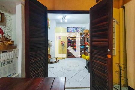Casa à venda com 300m², 3 quartos e 2 vagas