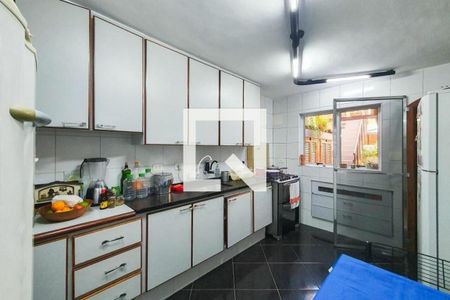 Casa à venda com 300m², 3 quartos e 2 vagas