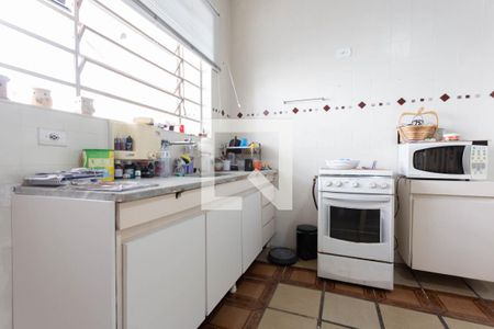 Casa para alugar com 250m², 5 quartos e 4 vagas Casa para alugar com 250m², 5 quartos e 4 vagasCozinha casa 2