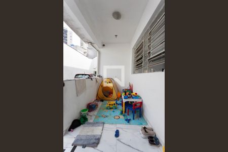 Casa para alugar com 250m², 5 quartos e 4 vagas Casa para alugar com 250m², 5 quartos e 4 vagasSala casa 2