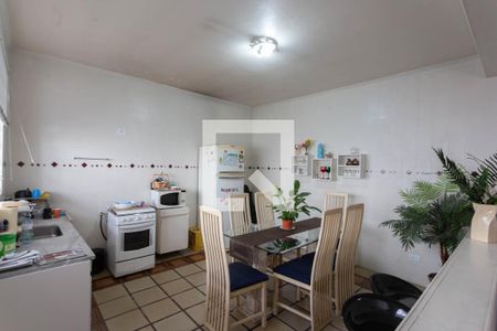 Casa para alugar com 250m², 5 quartos e 4 vagas Casa para alugar com 250m², 5 quartos e 4 vagasSala casa 2