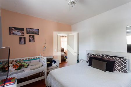 Casa para alugar com 250m², 5 quartos e 4 vagas Casa para alugar com 250m², 5 quartos e 4 vagasQuarto casa 2