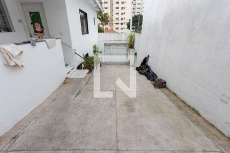 Casa para alugar com 250m², 5 quartos e 4 vagas Casa para alugar com 250m², 5 quartos e 4 vagasGaragem
