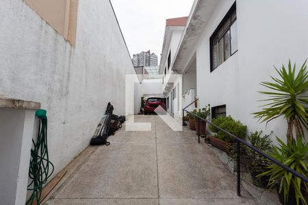 Casa para alugar com 250m², 5 quartos e 4 vagas Casa para alugar com 250m², 5 quartos e 4 vagasGaragem