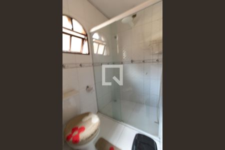 Casa para alugar com 200m², 3 quartos e 2 vagasBanheiro
