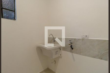 Banheiro  de kitnet/studio para alugar com 1 quarto, 36m² em Liberdade, São Paulo