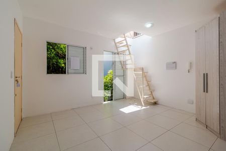 Sala/Quarto de kitnet/studio para alugar com 1 quarto, 64m² em Centro Histórico, Porto Alegre