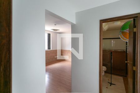 Casa à venda com 278m², 5 quartos e 4 vagasQuarto 1 - Suíte