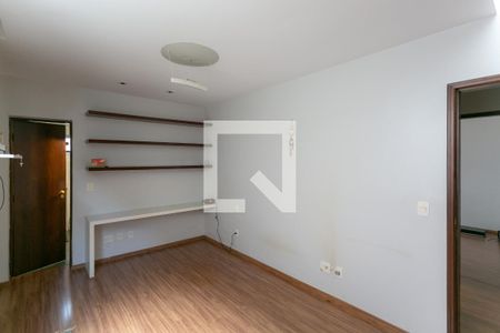 Casa à venda com 278m², 5 quartos e 4 vagasQuarto 4 - Suíte