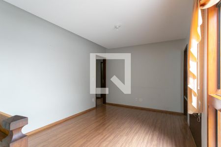 Casa à venda com 278m², 5 quartos e 4 vagasSala