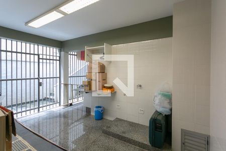 Casa à venda com 278m², 5 quartos e 4 vagasÁrea de Serviço