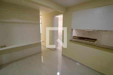 Sala de apartamento à venda com 2 quartos, 60m² em Recreio dos Bandeirantes, Rio de Janeiro