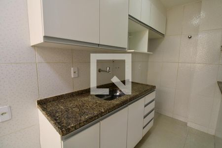 Apartamento para alugar com 60m², 2 quartos e sem vagaCozinha