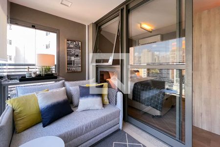 Varanda de kitnet/studio para alugar com 1 quarto, 29m² em Itaim Bibi, São Paulo