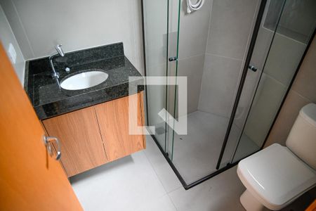 Banheiro de kitnet/studio para alugar com 1 quarto, 32m² em Vila Moinho Velho, São Paulo