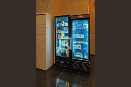 Studio para alugar com 28m², 1 quarto e 1 vaga Studio para alugar com 28m², 1 quarto e 1 vagaMercado