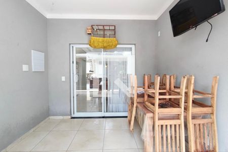 Casa à venda com 191m², 3 quartos e 4 vagasEspaço Gourmet