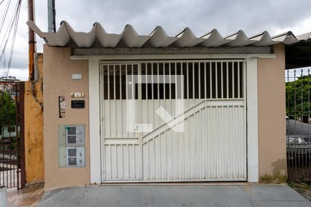 Casa à venda com 30m², 1 quarto e sem vaga Casa à venda com 30m², 1 quarto e sem vagaFachada