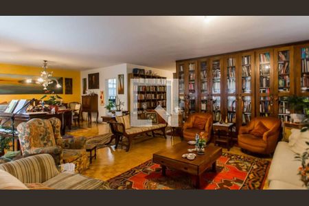 Apartamento à venda com 4 quartos, 262m² em Santa Cecilia, São Paulo